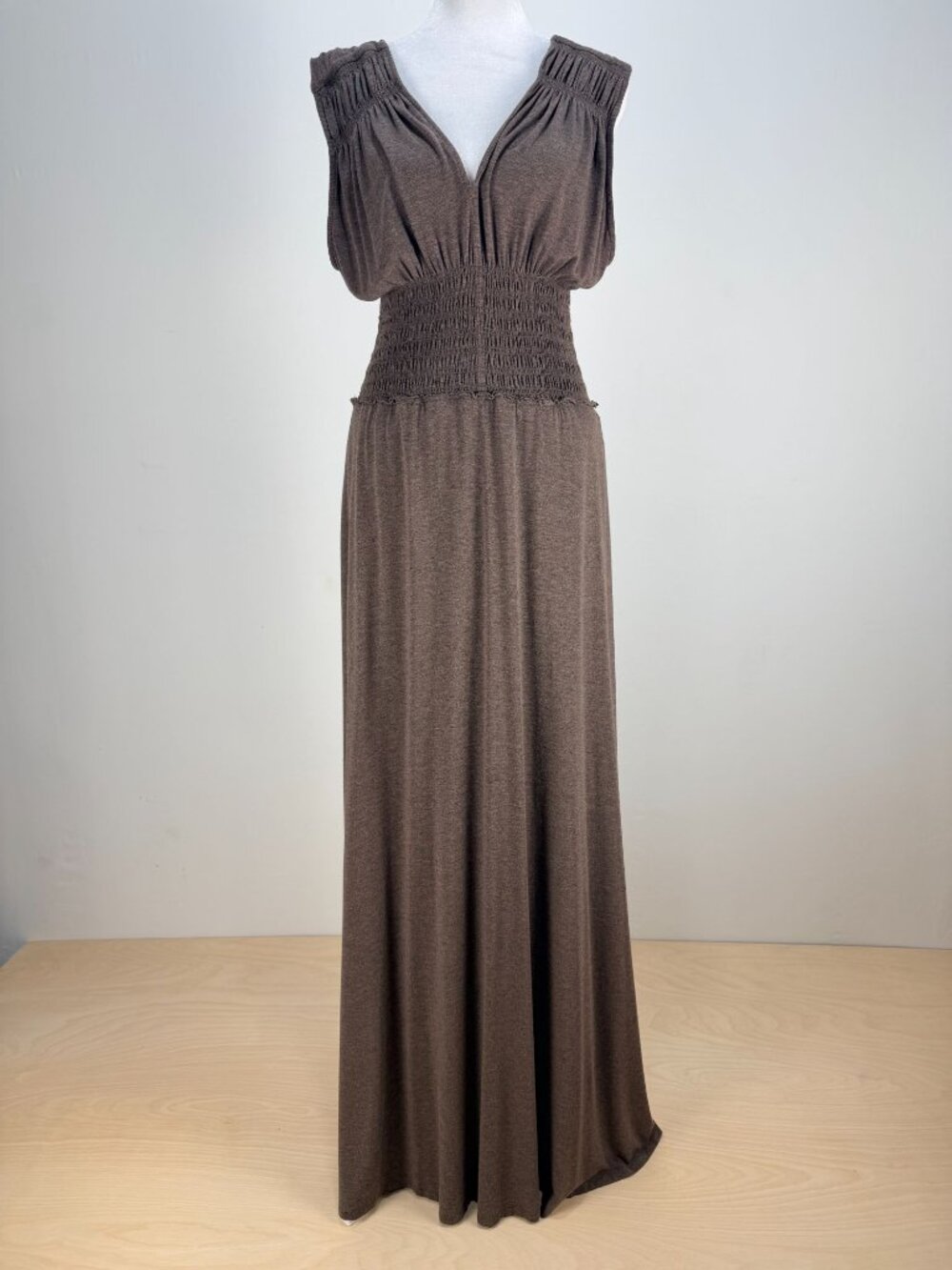 Bordeaux Womens Maxi Dress L Brown Smocked Waist Flowy Stretch Boho Sleeveless - Picture 14 of 14